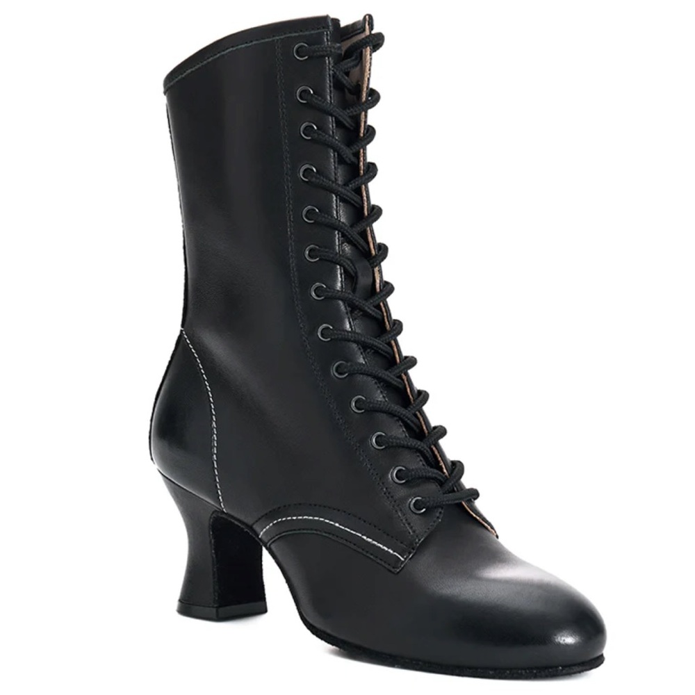 Bouge Moi Shoes Chicago 2.5 in heel character boot size 9.5